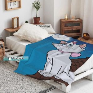 Marie Cat Blanket