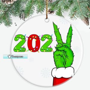 Peace Out 2022 Grinch hand and ornament