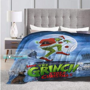 The Grinch Blanket 5