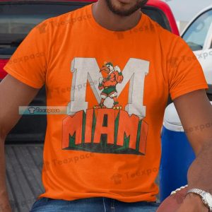 Miami Hurricanes Gifts Muscle Mascot Shirt