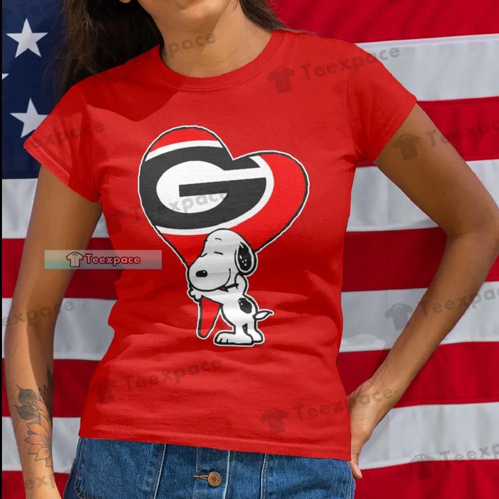 The Dawgs Snoopy Love Georgia Bulldogs T Shirt Womens