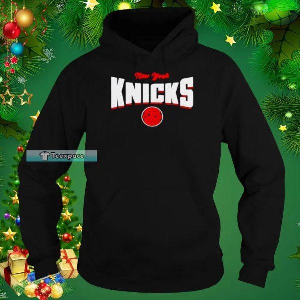 New York Knicks Word Arch Graphic Shirt