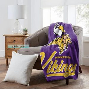 Minnesota Vikings Big Logo Pattern Fuzzy Blanket 2