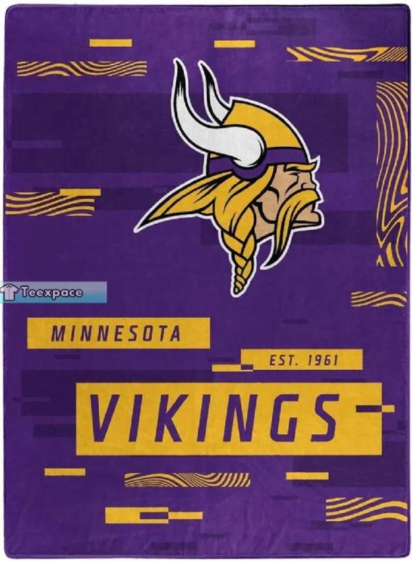 Minnesota Vikings Table Letter Stripes Pattern Sherpa Blanket